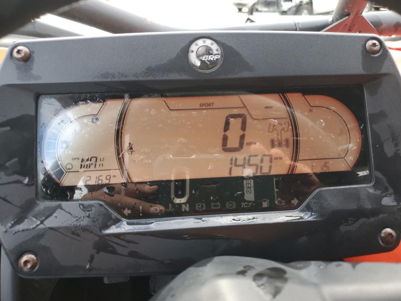 3JBVVAV28MK000126 CAN-AM SIDEBYSIDE 2021