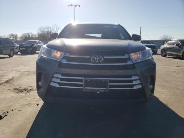 VIN 5TDKZRFH9KS568280 2019 Toyota Highlander, SE no.5