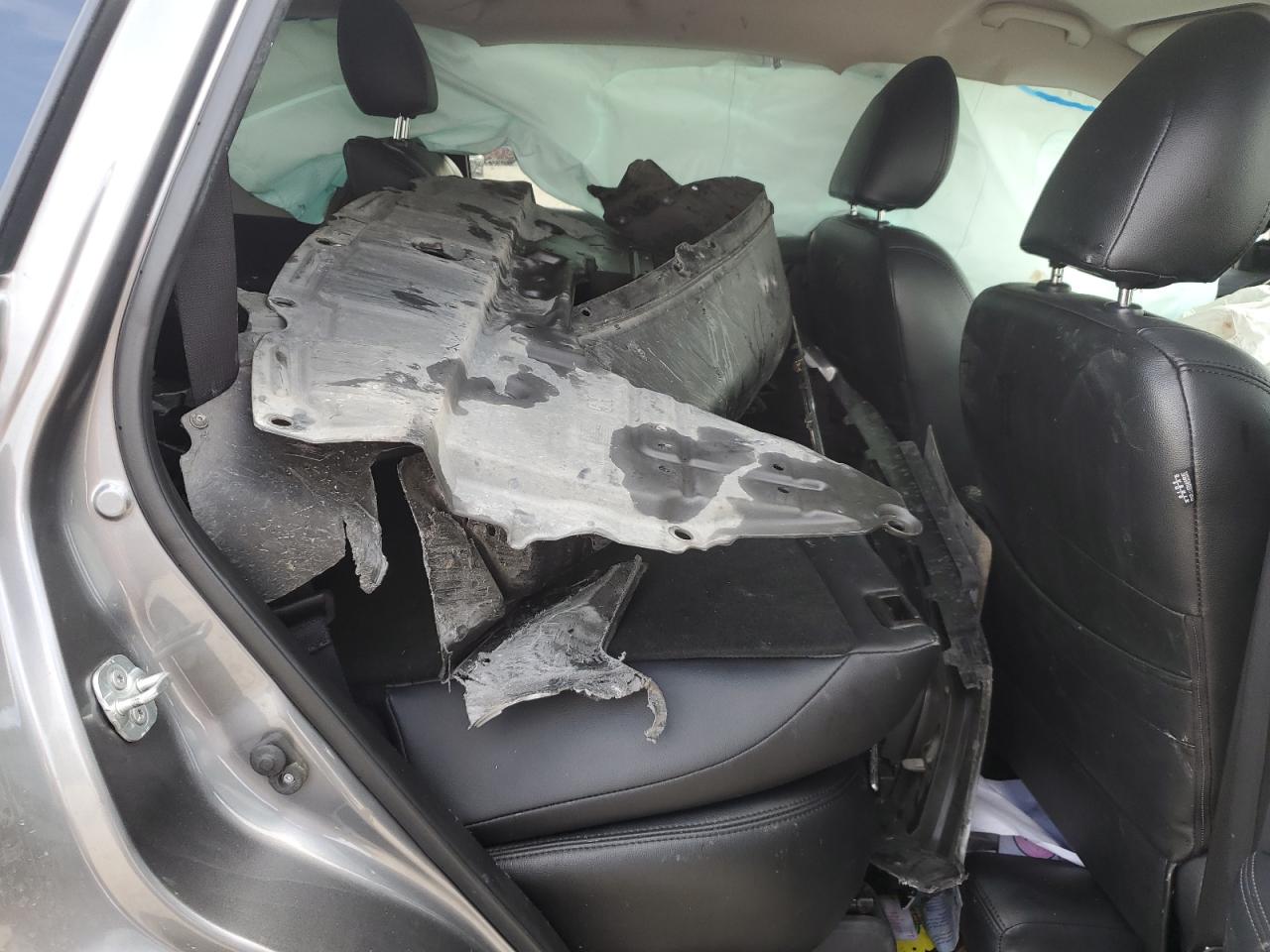KNMAT2MT6JP604625 NISSAN ROGUE 2018