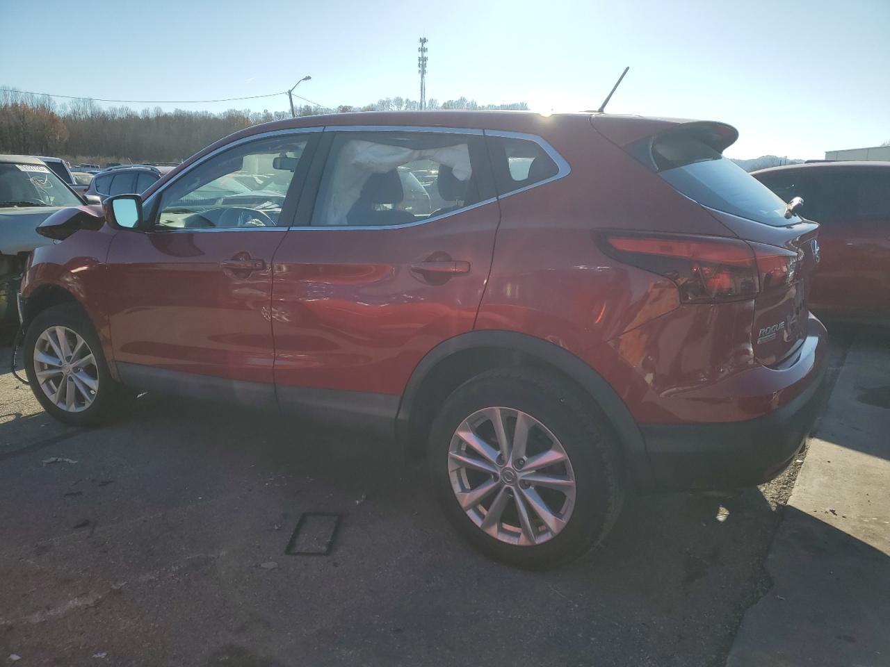 JN1BJ1CR6HW102209 NISSAN ROGUE 2017