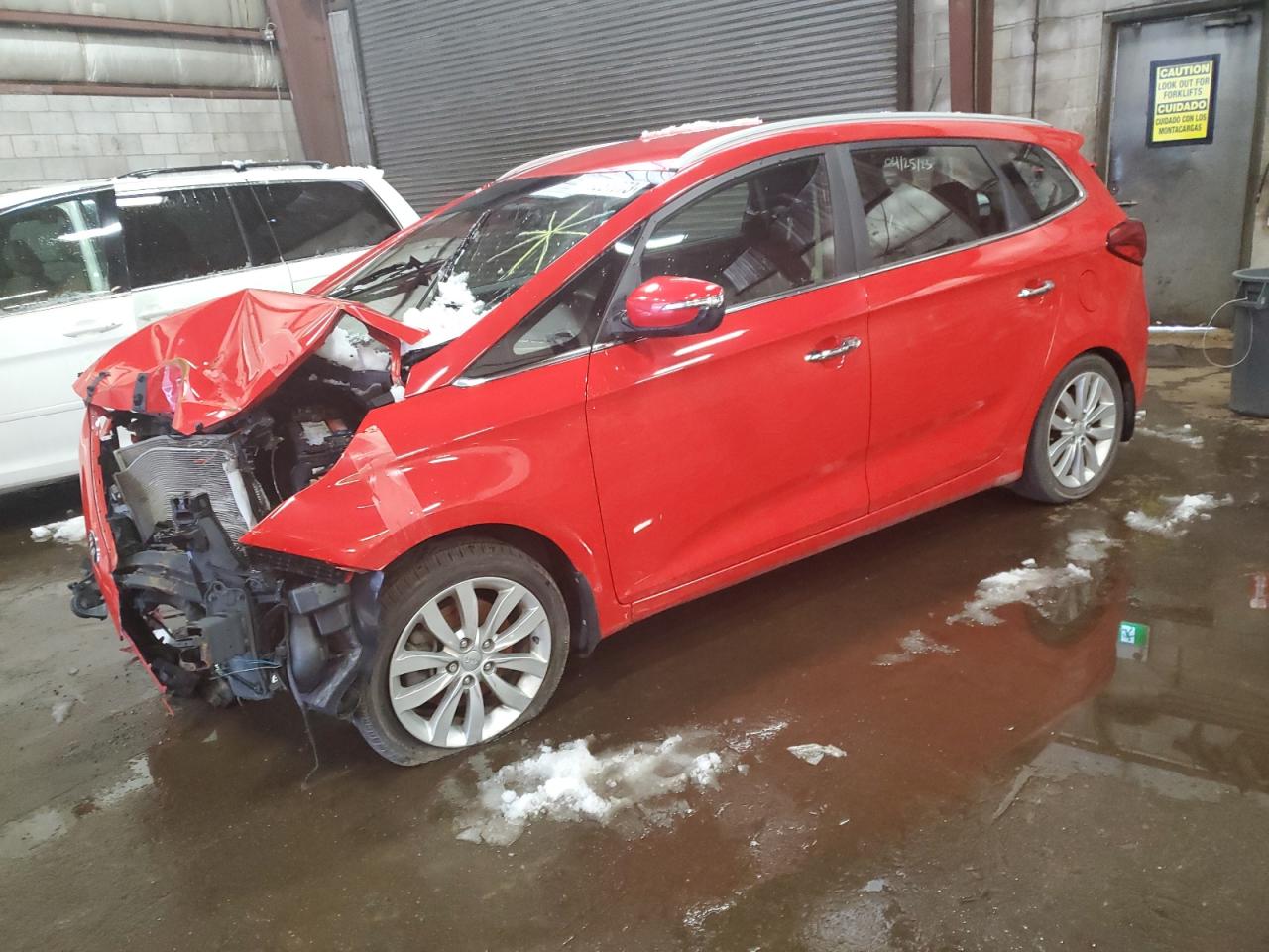 2014 Kia Rondo vin: KNAHU8A38E7069531