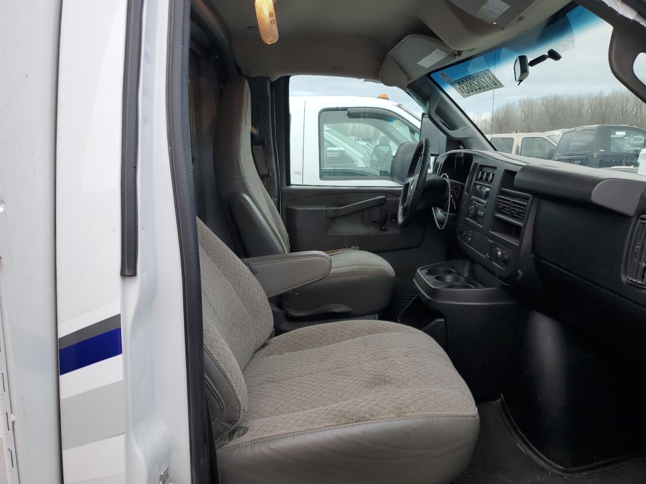 1GB0GRFG3G1291610 CHEVROLET EXPRESS 2016