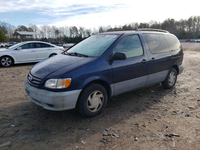 2001 Toyota Sienna LE