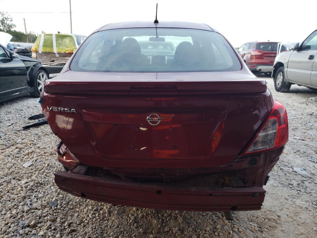 3N1CN7AP4KL812400 NISSAN VERSA 2019