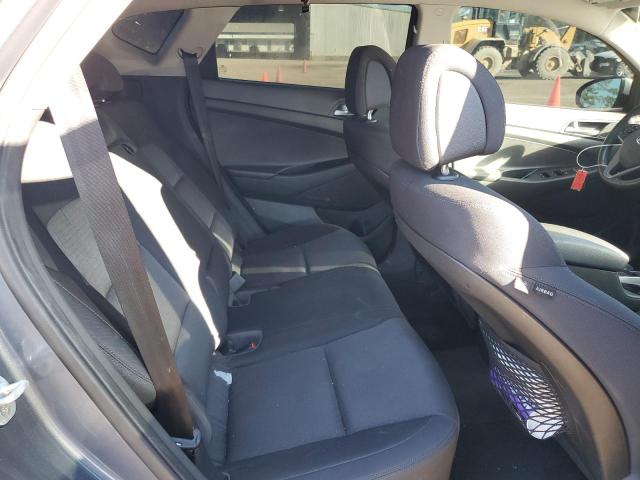 2017 HYUNDAI TUSCON KM8J33A26HU326088
