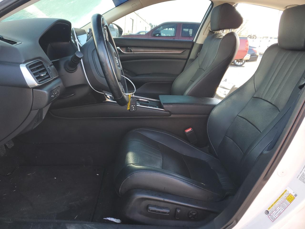 1HGCV1F94JA084525 HONDA ACCORD 2018