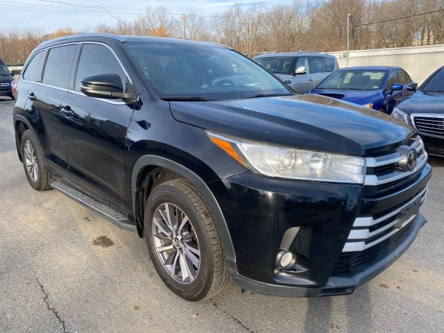 5TDJZRFH2HS390071 2017 Toyota Highlander Se