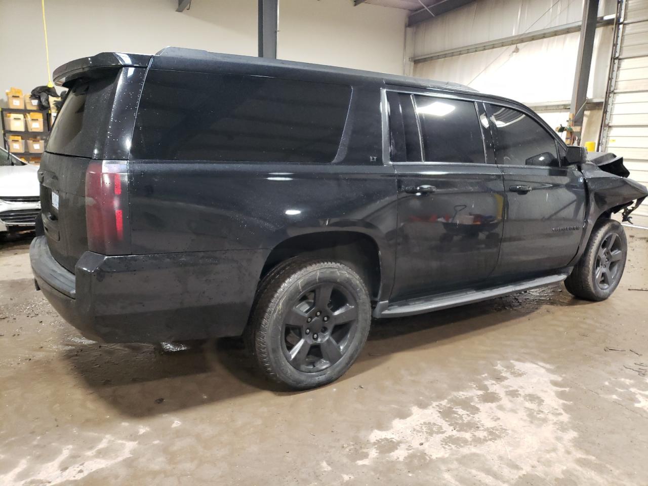 1GNSKHKCXKR149028 CHEVROLET SUBURBAN 2019