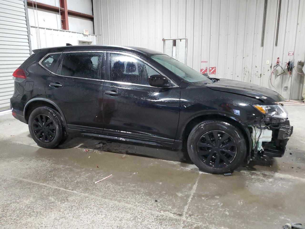 2018 Nissan Rogue S vin: KNMAT2MVXJP523743