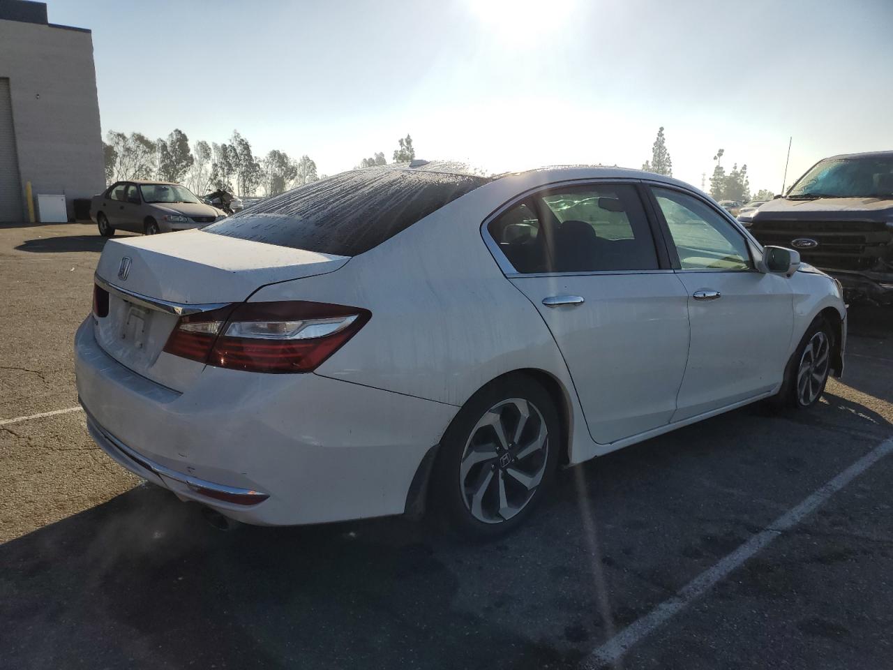 1HGCR2F89HA230686 HONDA ACCORD 2017