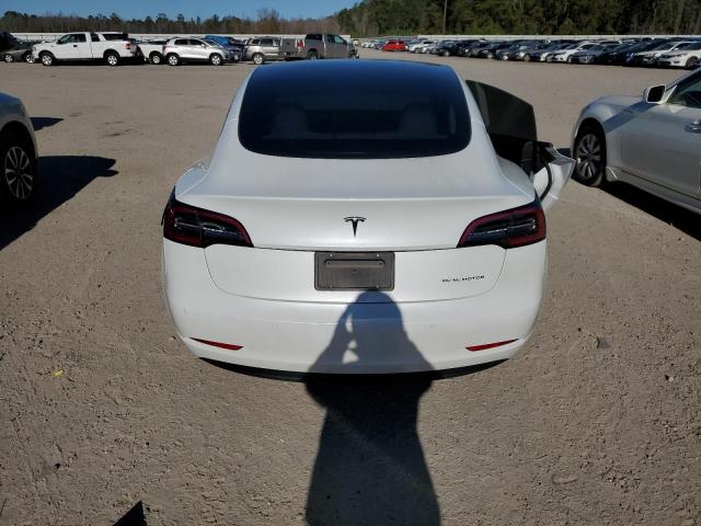 5YJ3E1EB3NF228100 | 2022 TESLA MODEL 3