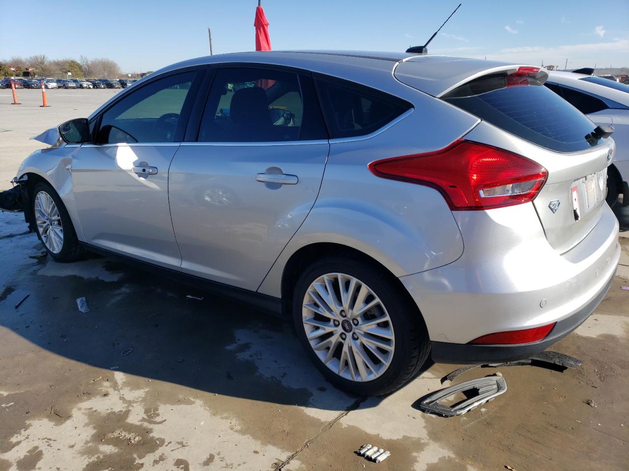 1FADP3N26HL287594 2017 Ford Focus Titanium