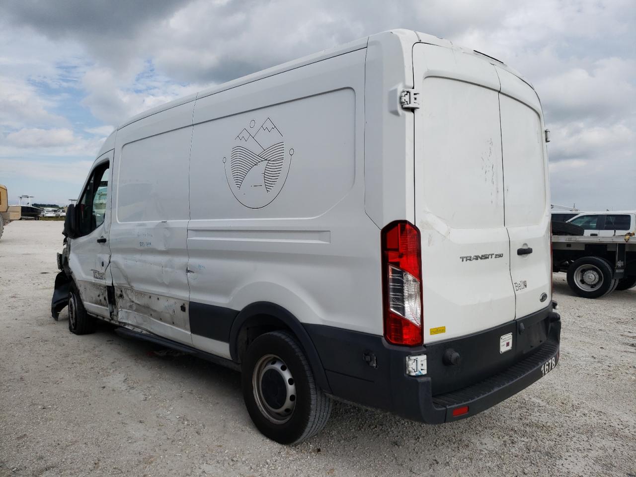 1FTYR2CM2HKA51678 FORD TRANSIT 2017