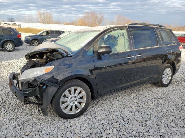 2014 Toyota Sienna XLE