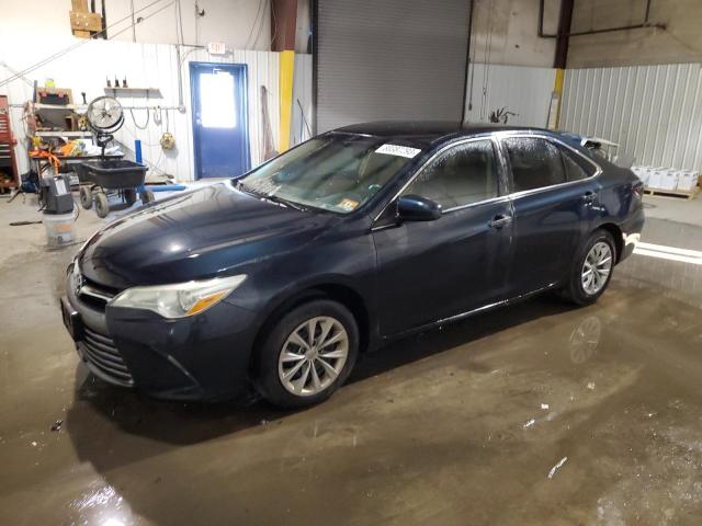 Lot #2471059132 2015 TOYOTA CAMRY LE salvage car