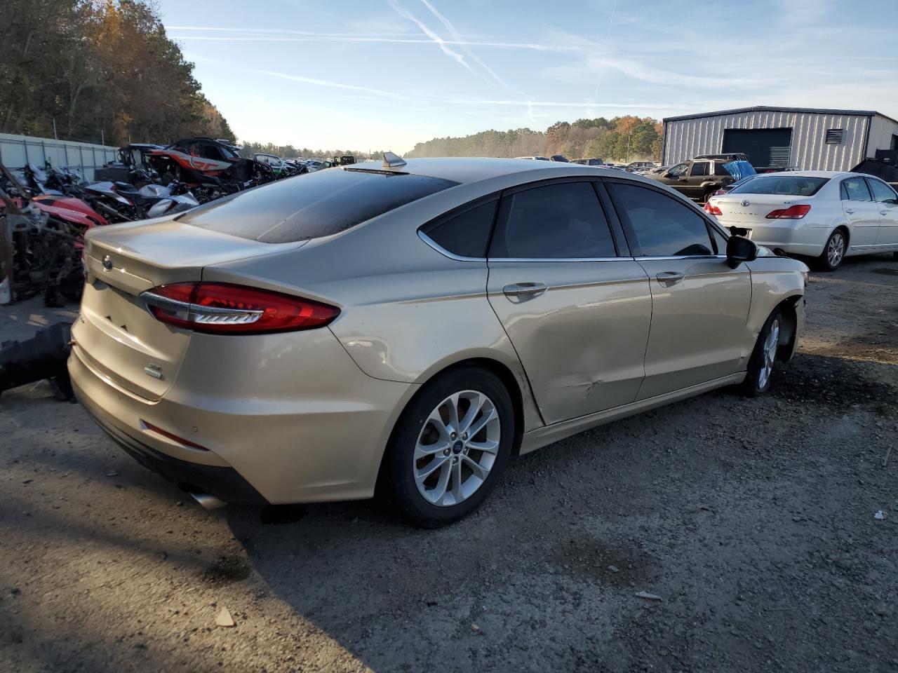 3FA6P0HD4KR203849 FORD FUSION 2019