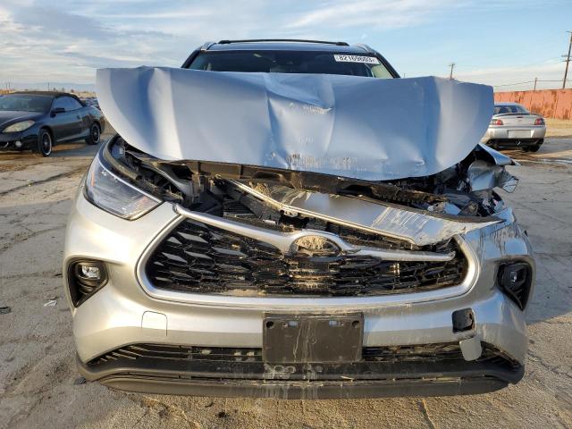 VIN 5TDHZRAH7NS093024 2022 Toyota Highlander, Xle no.5