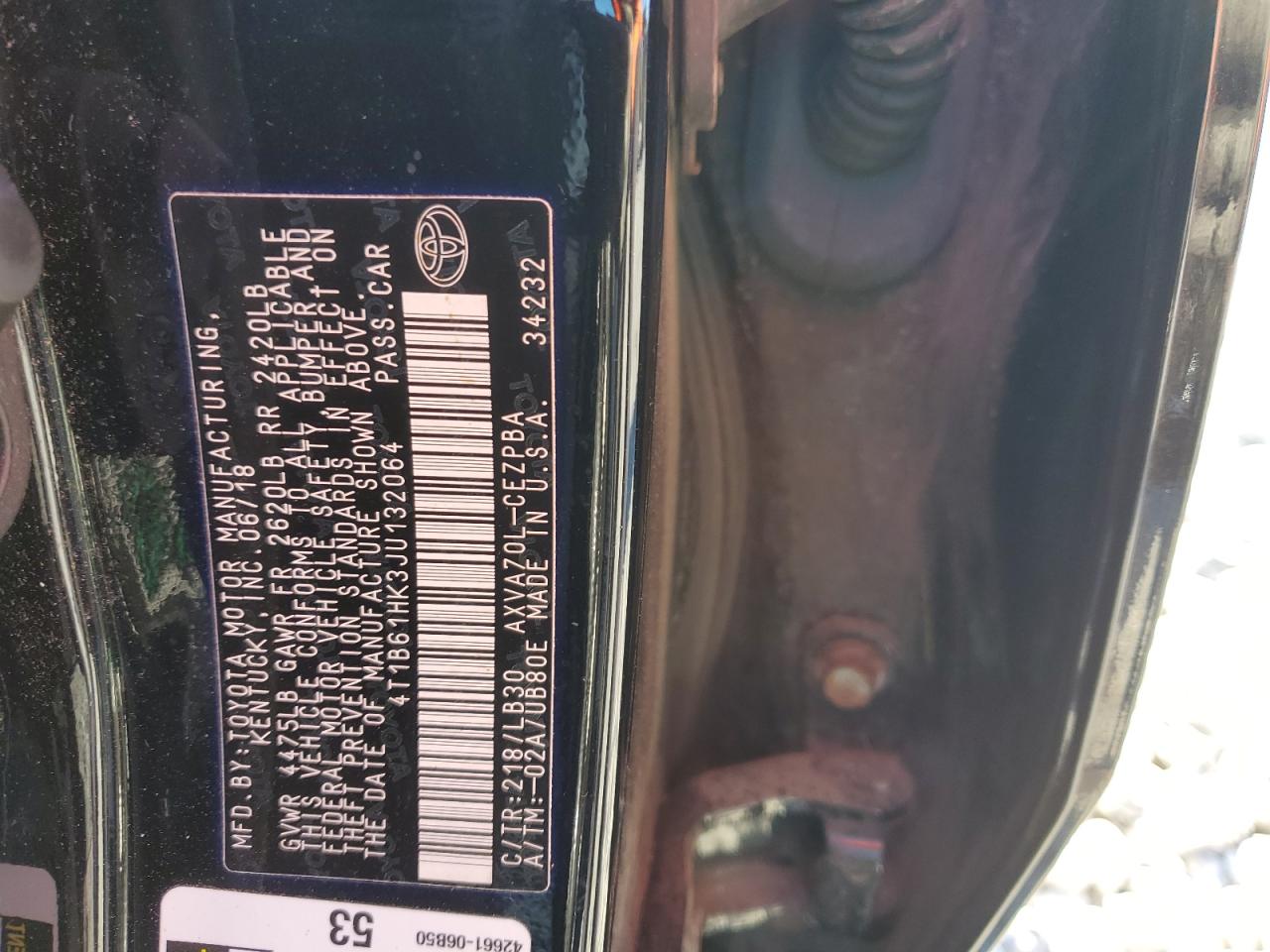4T1B61HK3JU132064 TOYOTA CAMRY 2018