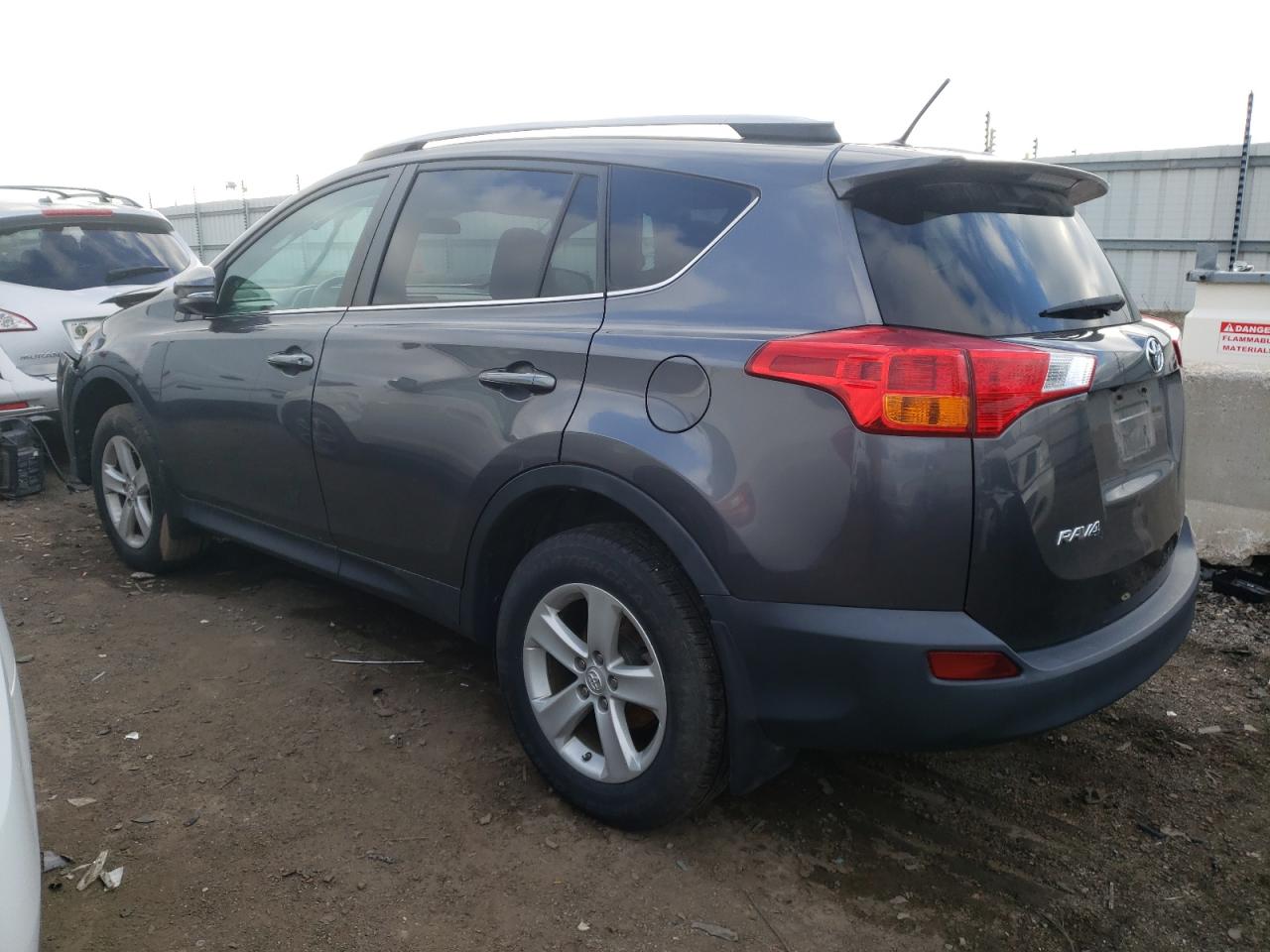 2T3RFREV6EW156822 2014 Toyota Rav4 Xle