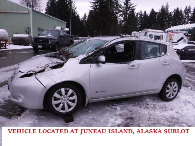 2015 Nissan LEAF S