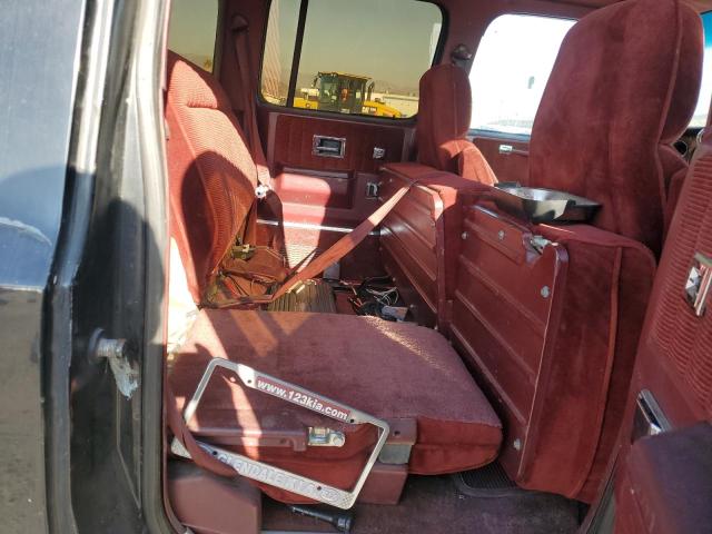 1989 Chevrolet Suburban V2500 VIN: 1GNGV26K3KF198715 Lot: 80402753