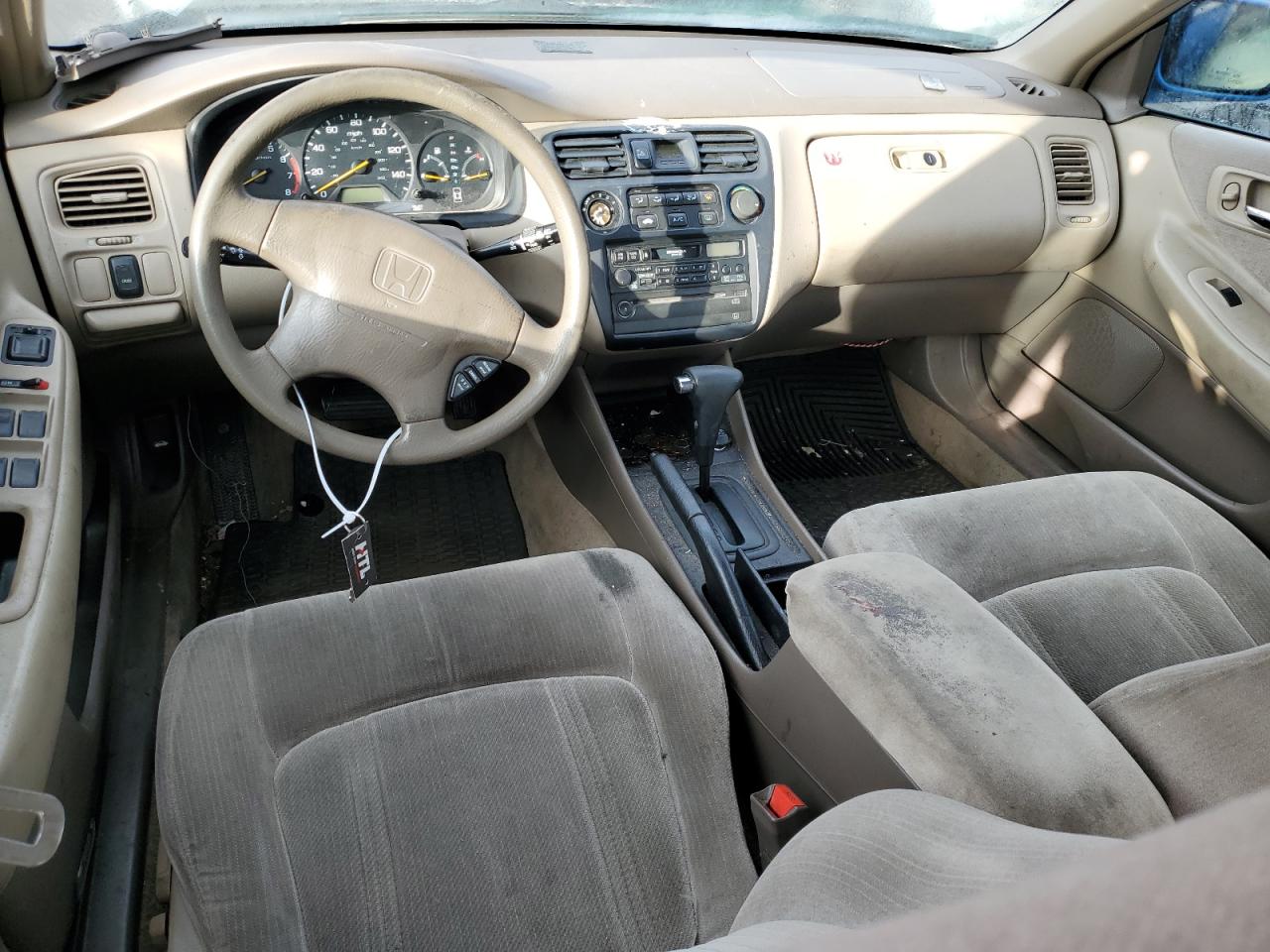 1HGCG1648XA054256 1999 Honda Accord Lx