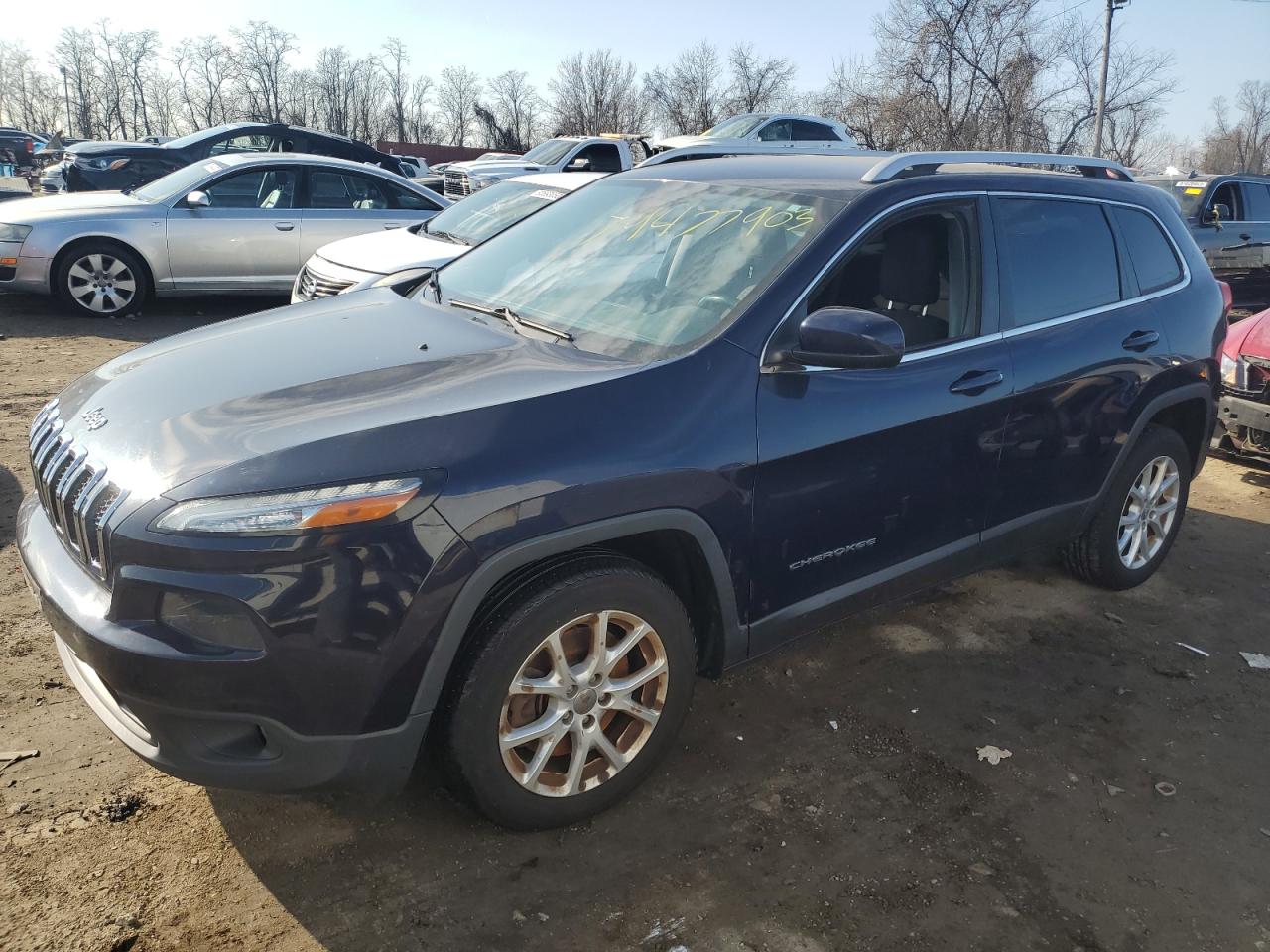 1C4PJLCB8FW596118 2015 Jeep Cherokee Latitude