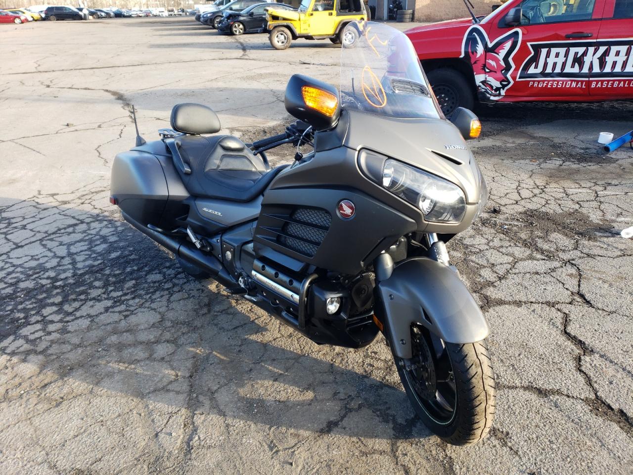 JH2SC6849GK300619 HONDA GL CYCLE 2016