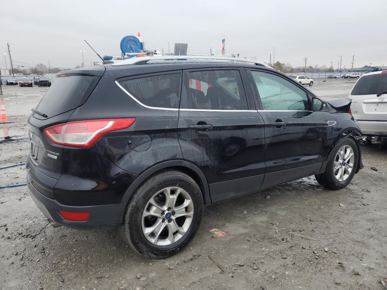 1FMCU0J9XGUA51552 FORD ESCAPE 2016