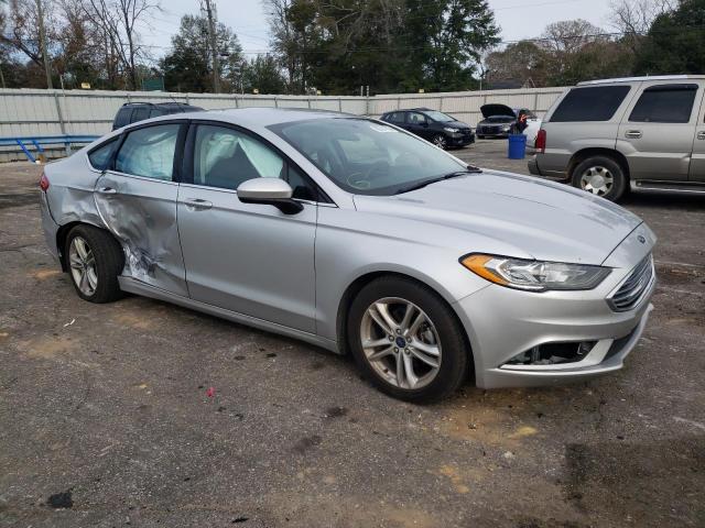 3FA6P0HDXJR195559 | 2018 FORD FUSION SE