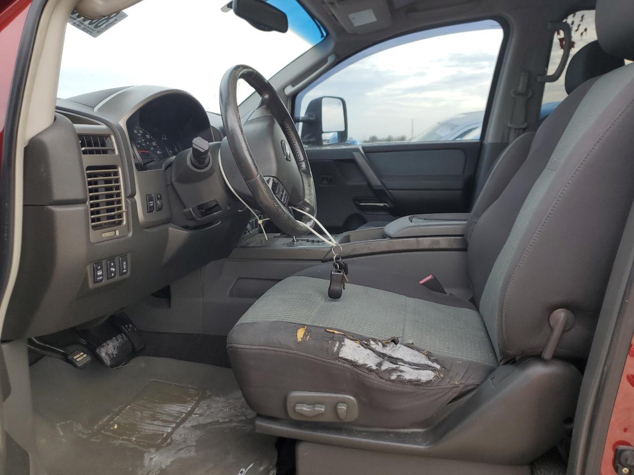 1N6AA07A55N556425 2005 Nissan Titan Xe