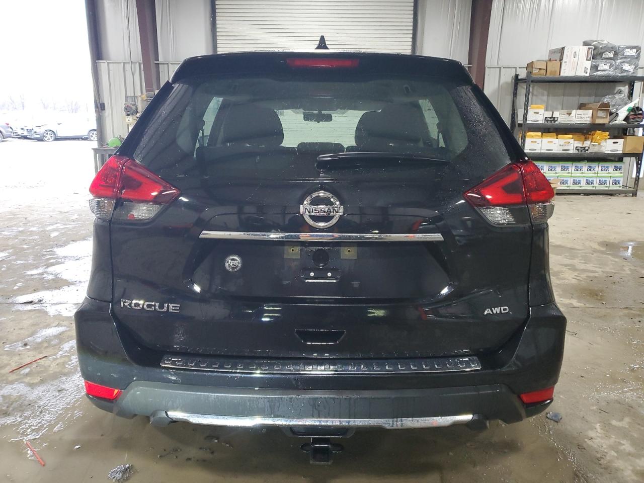 KNMAT2MV5JP585857 NISSAN ROGUE 2018