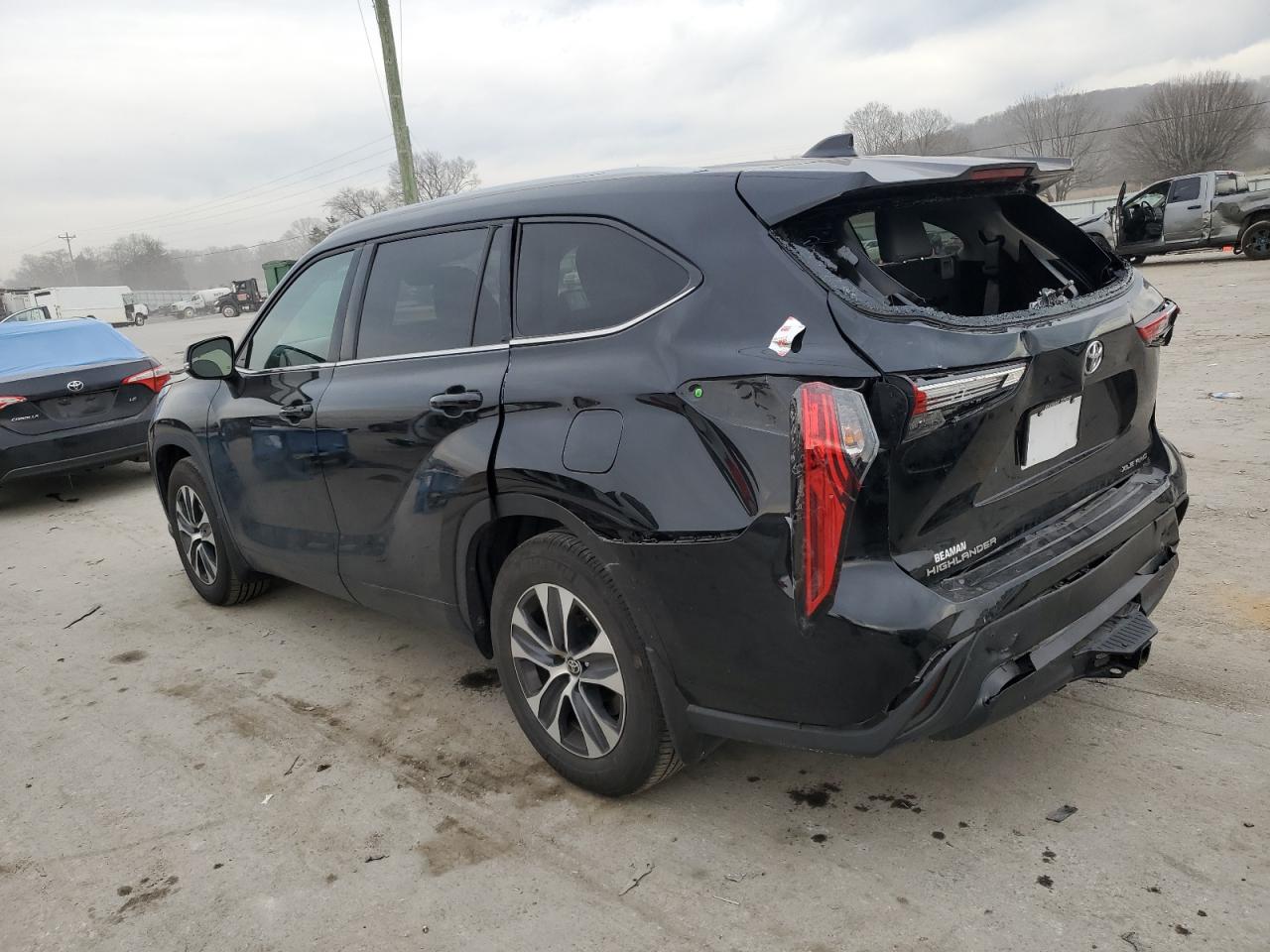5TDGZRBH4NS573516 TOYOTA HIGHLANDER 2022