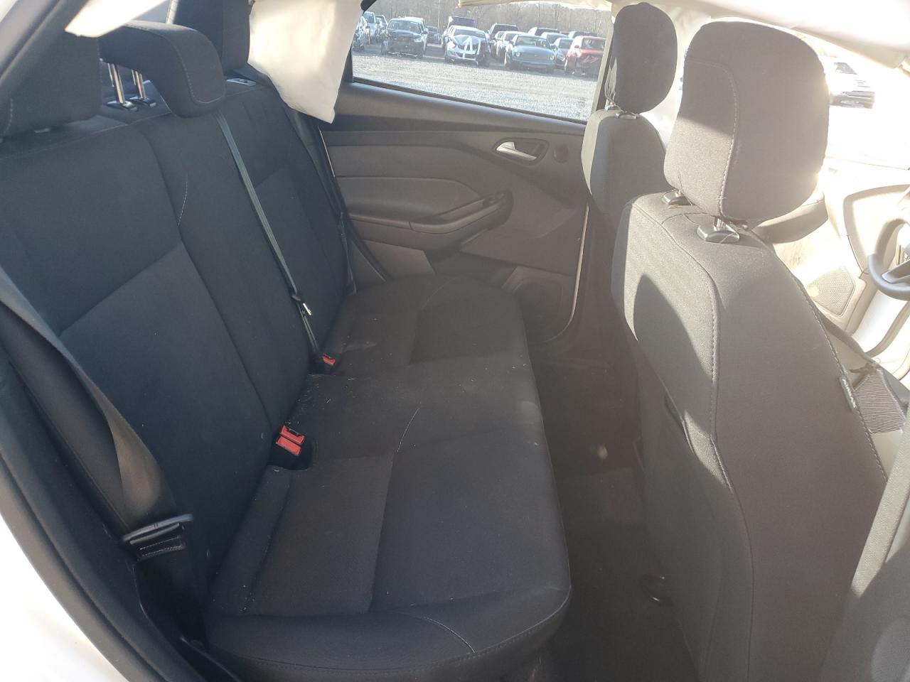 1FADP3H26JL311099 FORD FOCUS 2018