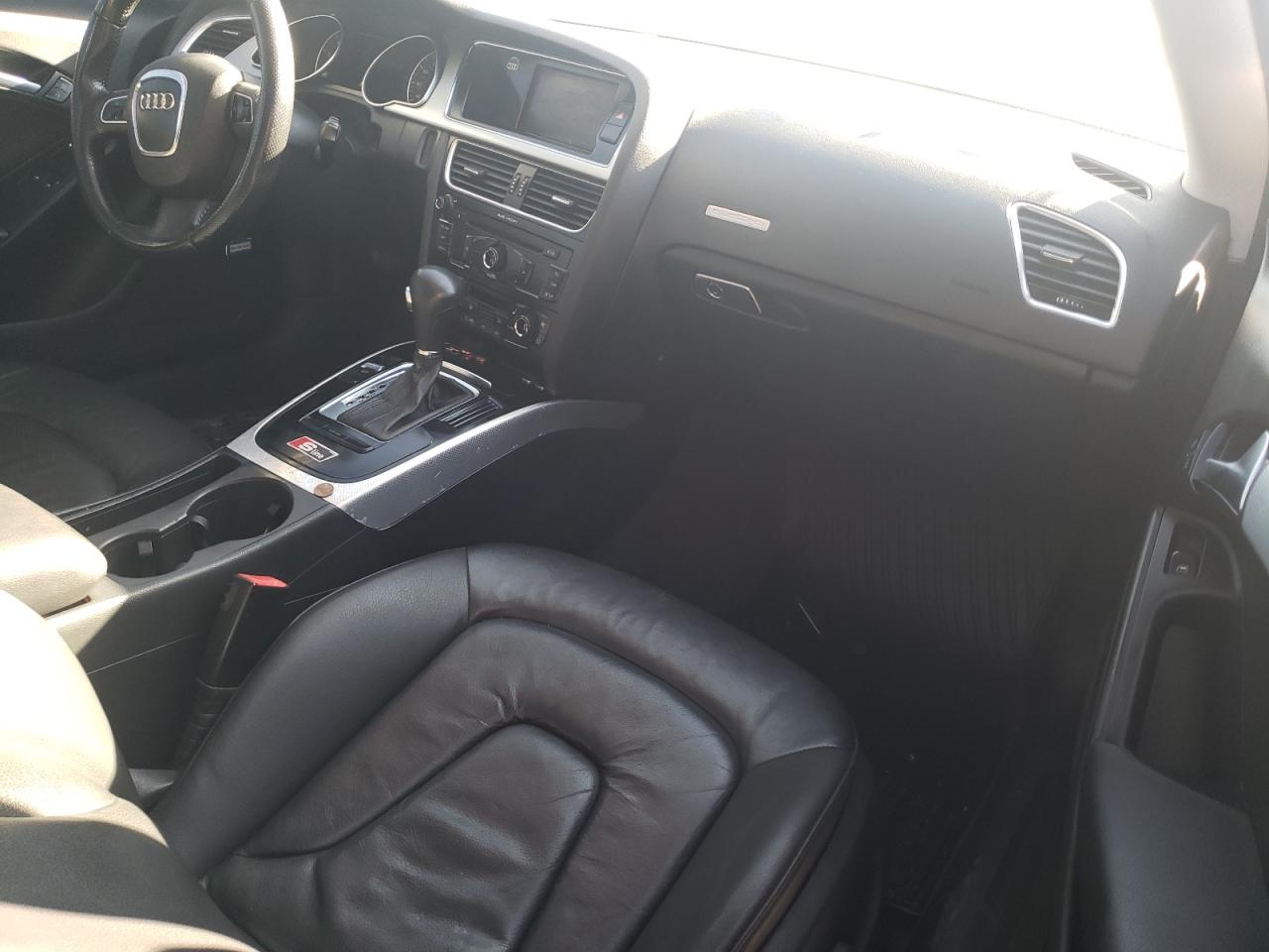 WAULFAFR8AA004796 2010 Audi A5 Premium Plus