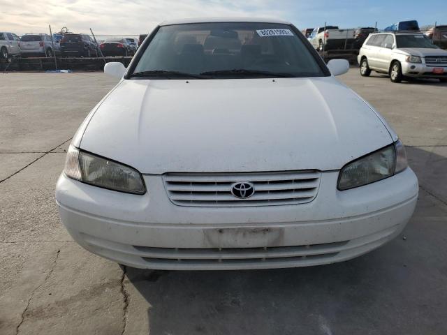 1999 Toyota Camry Le VIN: JT2BG22K8X0326551 Lot: 80281593