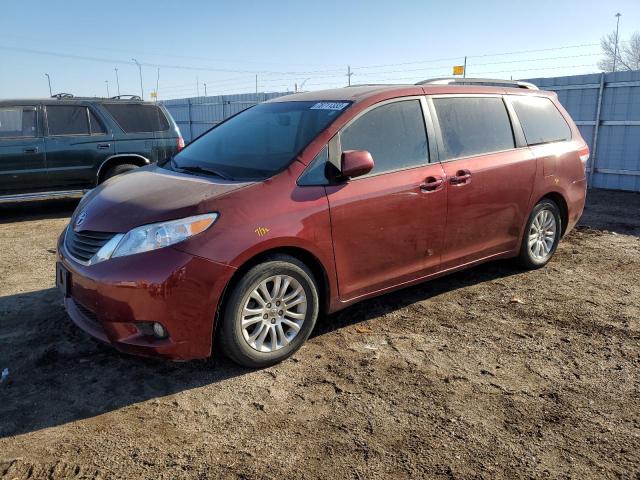 2013 Toyota Sienna XLE