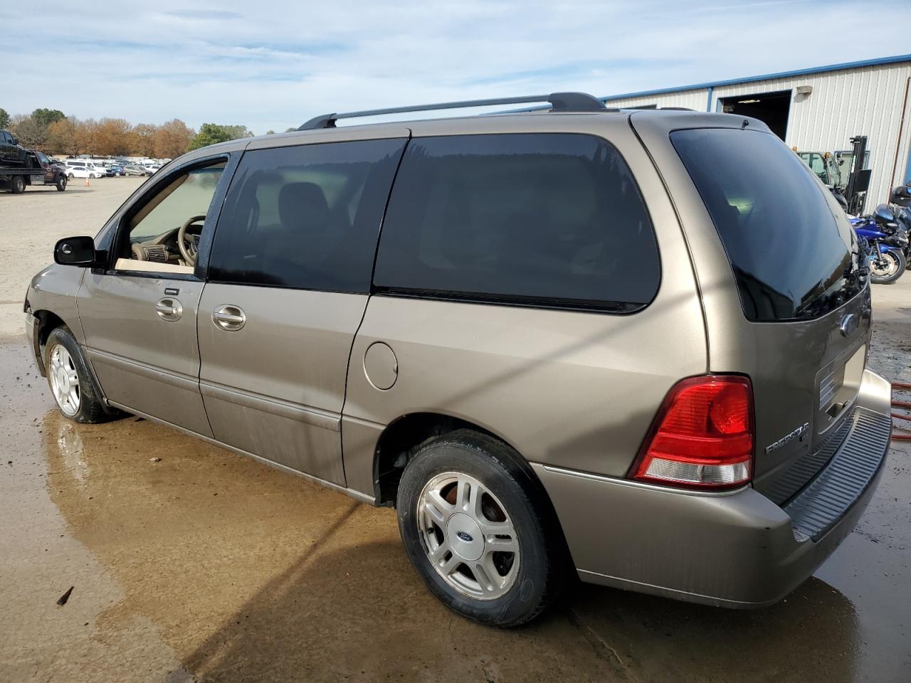 2FMZA52276BA47688 2006 Ford Freestar Sel