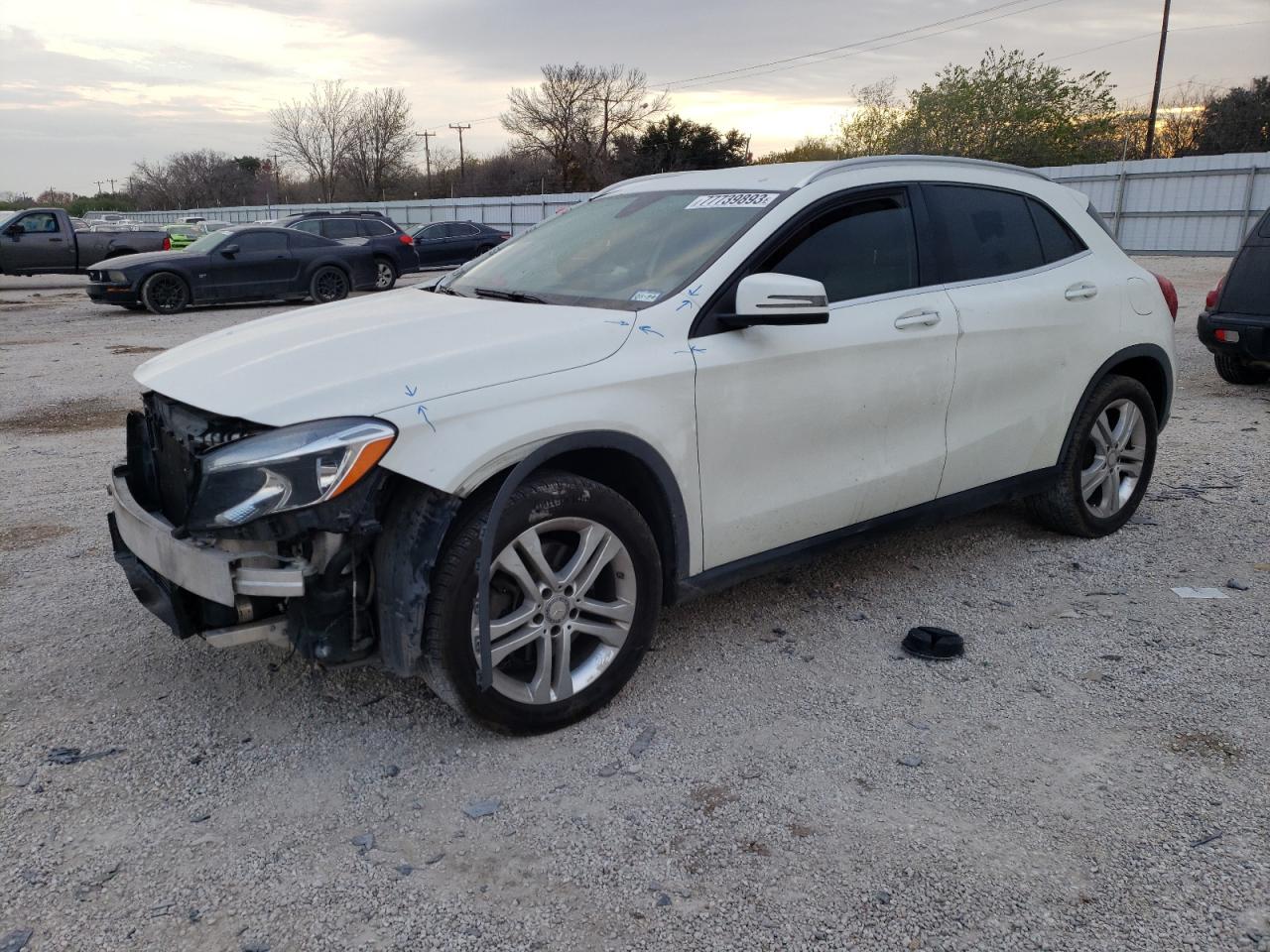 WDCTG4EBXGJ239371 MERCEDES-BENZ GLA-CLASS 2016