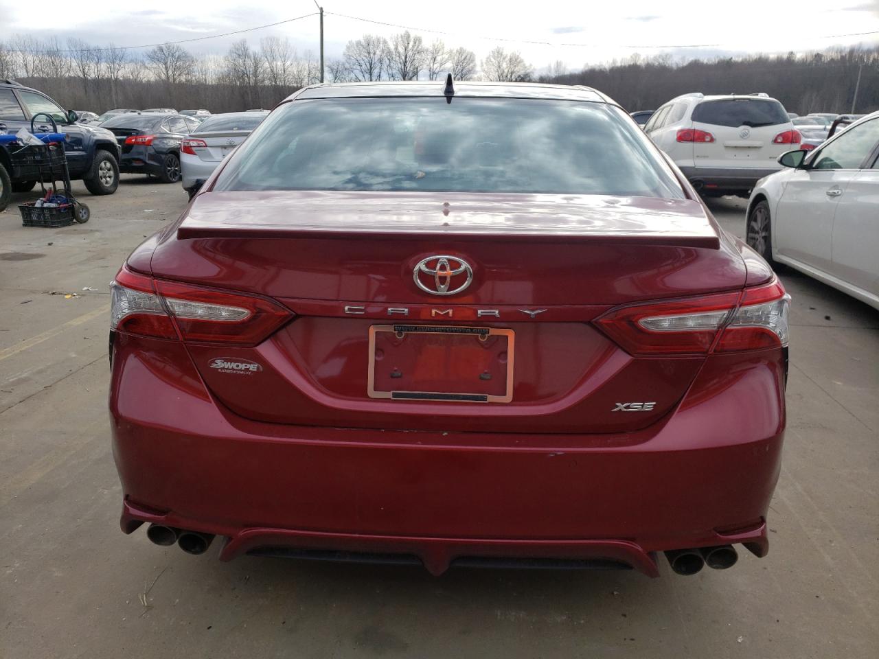 4T1B61HK8JU570062 TOYOTA CAMRY 2018