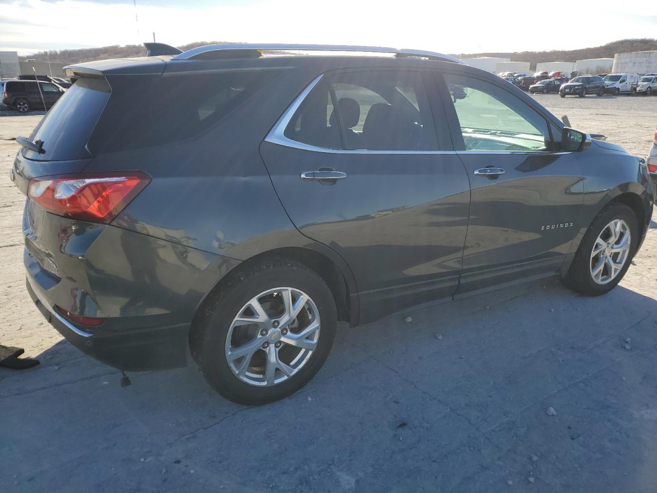 2GNAXNEV5L6243565 CHEVROLET EQUINOX 2020