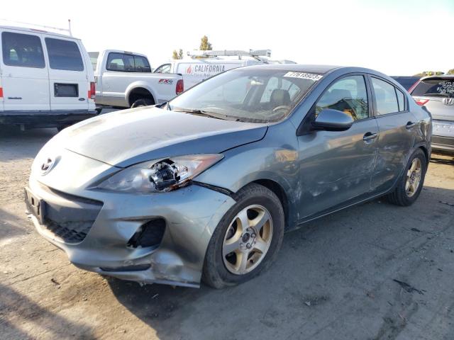 2013 Mazda Mazda3 i