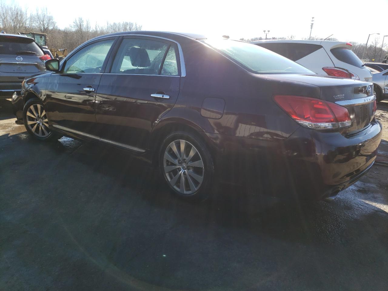 Lot #2339940659 2011 TOYOTA AVALON BAS