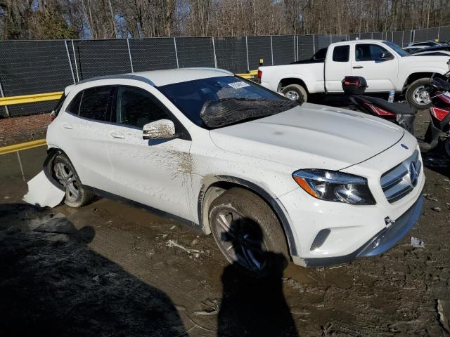 VIN WDCTG4GB5HJ314461 2017 Mercedes-Benz GLA-Class,... no.4