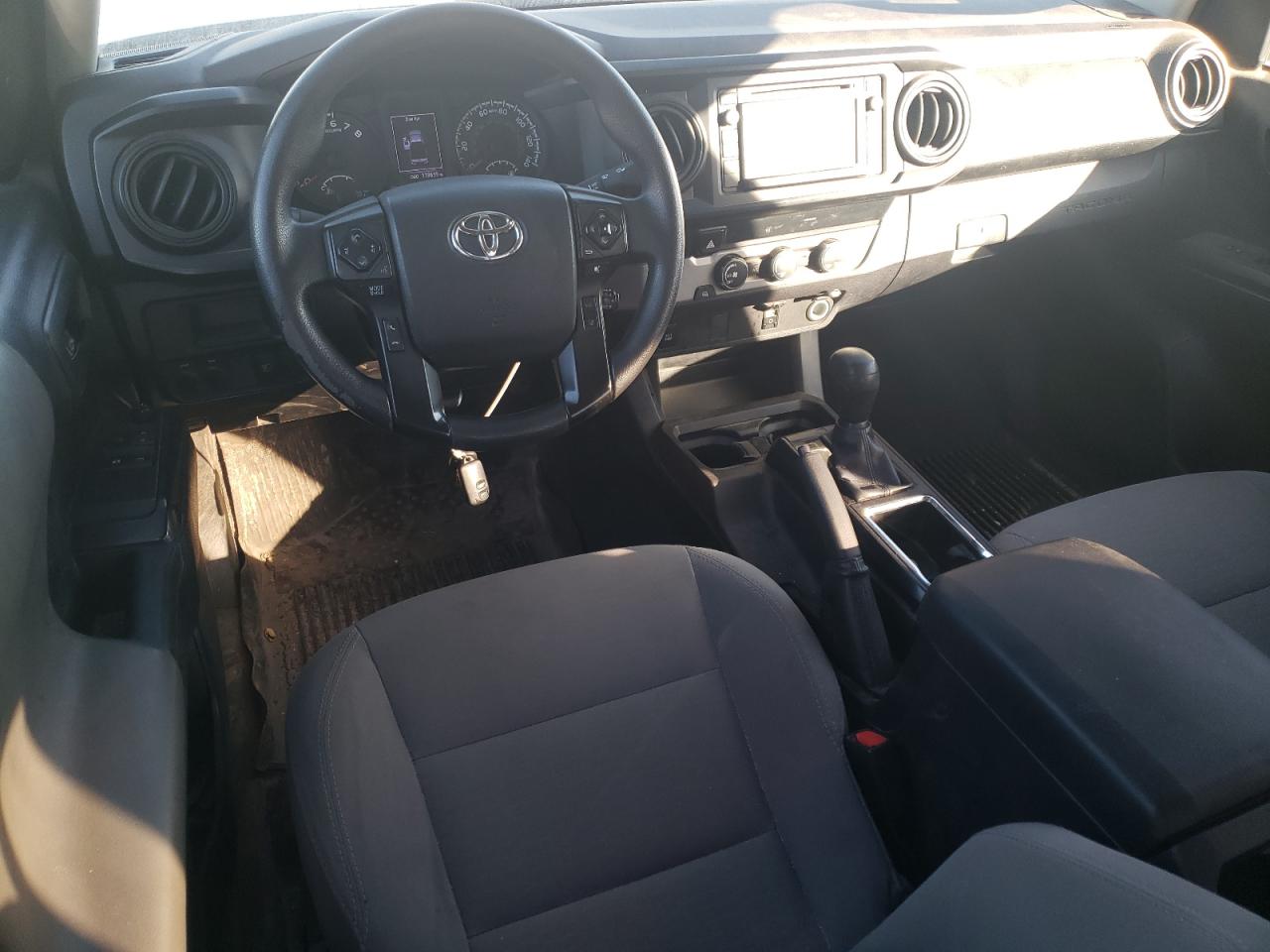 5TFRZ5CN1KX084969 TOYOTA TACOMA 2019