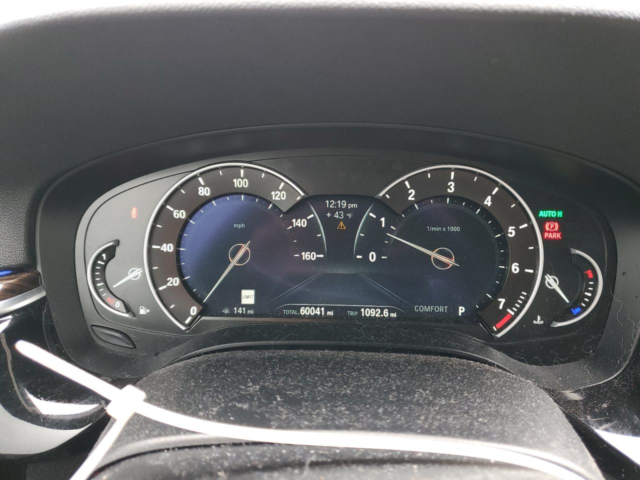 WBAJE7C50KWW12380 2019 BMW 540 Xi