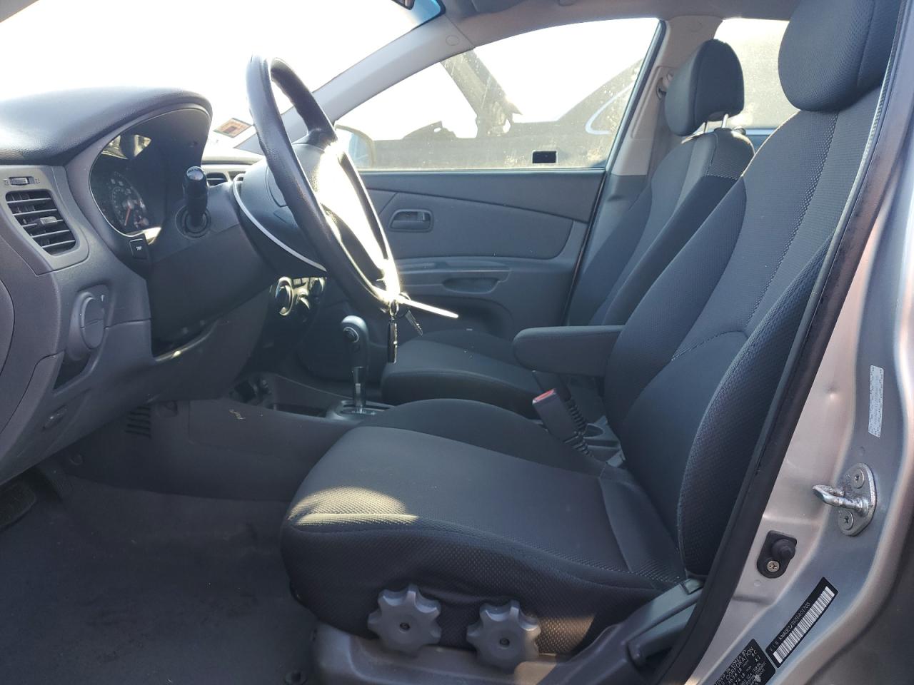 knade123686401705 KNADE123686401705 2008 Kia Rio Base