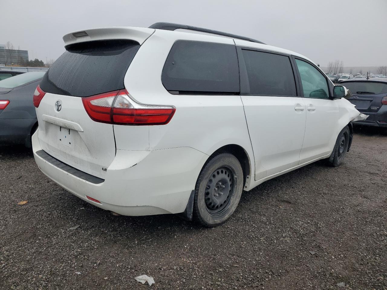 5TDKZ3DCXHS777217 2017 Toyota Sienna Le