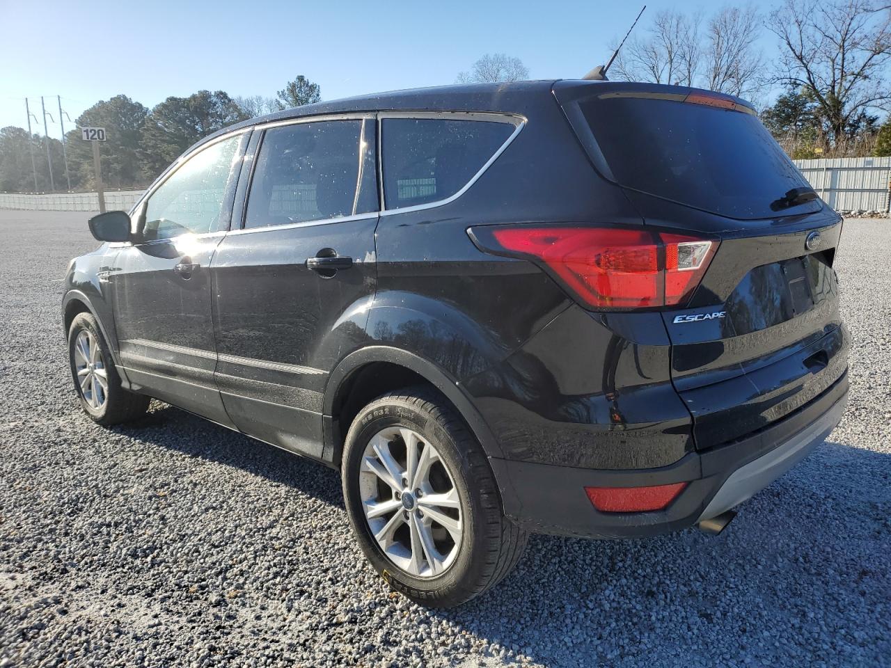 1FMCU9GD0KUA66215 FORD ESCAPE 2019
