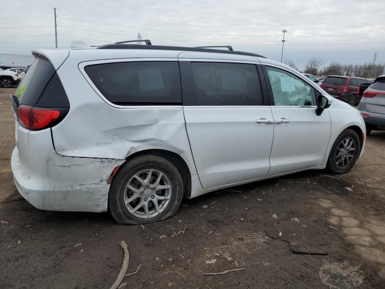 2C4RC1DG6LR187251 2020 Chrysler Voyager Lxi